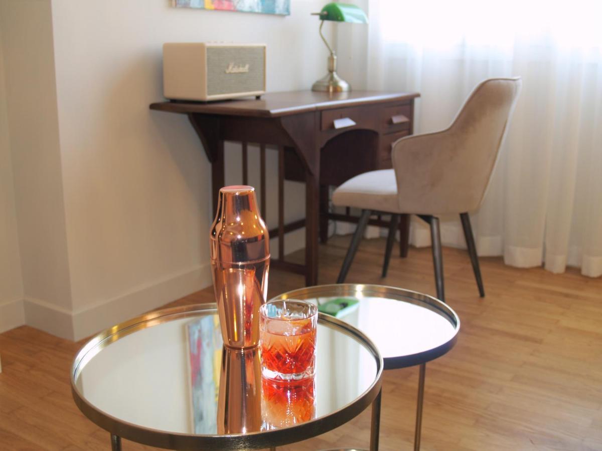 Mrs Holiday Apartment Αθήνα Εξωτερικό φωτογραφία