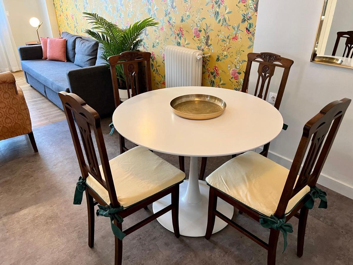 Mrs Holiday Apartment Αθήνα Εξωτερικό φωτογραφία