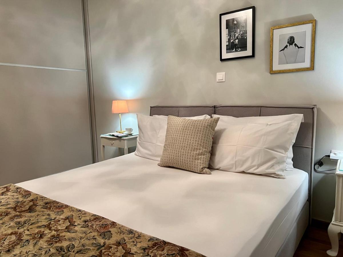 Mrs Holiday Apartment Αθήνα Εξωτερικό φωτογραφία