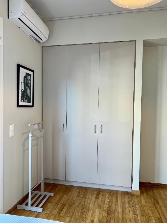 Mrs Holiday Apartment Αθήνα Εξωτερικό φωτογραφία