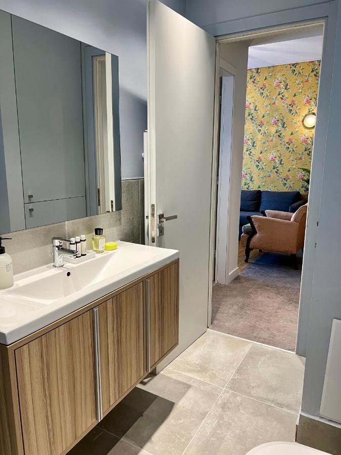 Mrs Holiday Apartment Αθήνα Εξωτερικό φωτογραφία